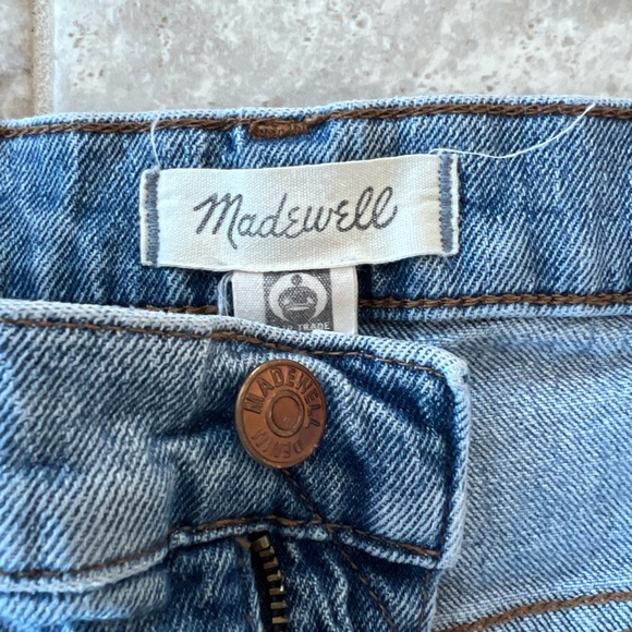 Madewell Classic Straight Leg Cropped Jean, Peralta Light Blue Wash, 24 - Picture 7 of 13